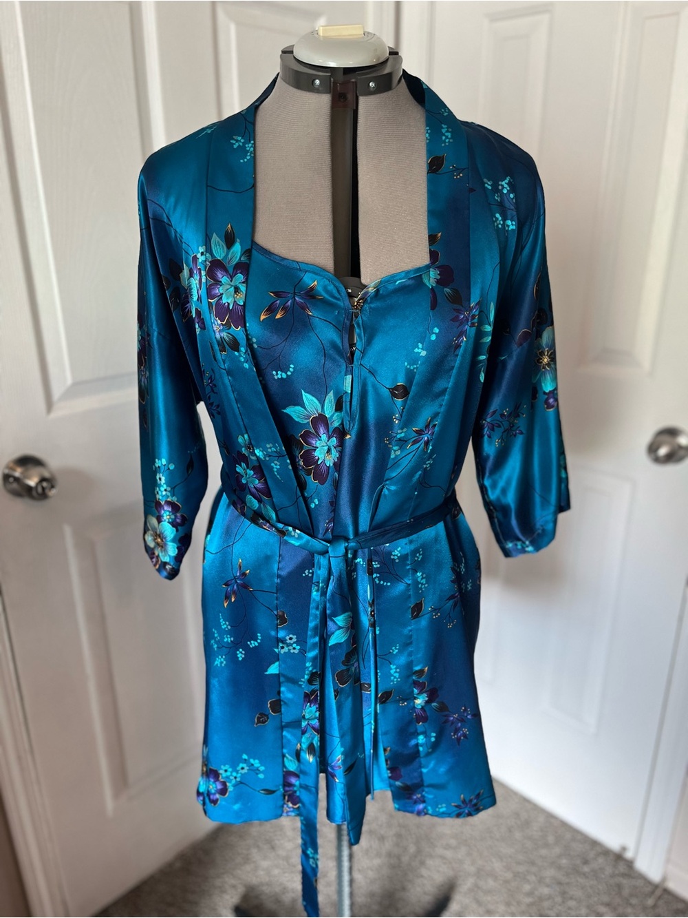 California Dynasty Vintage Mini Slip & Robe Set, Teal Floral, Size M